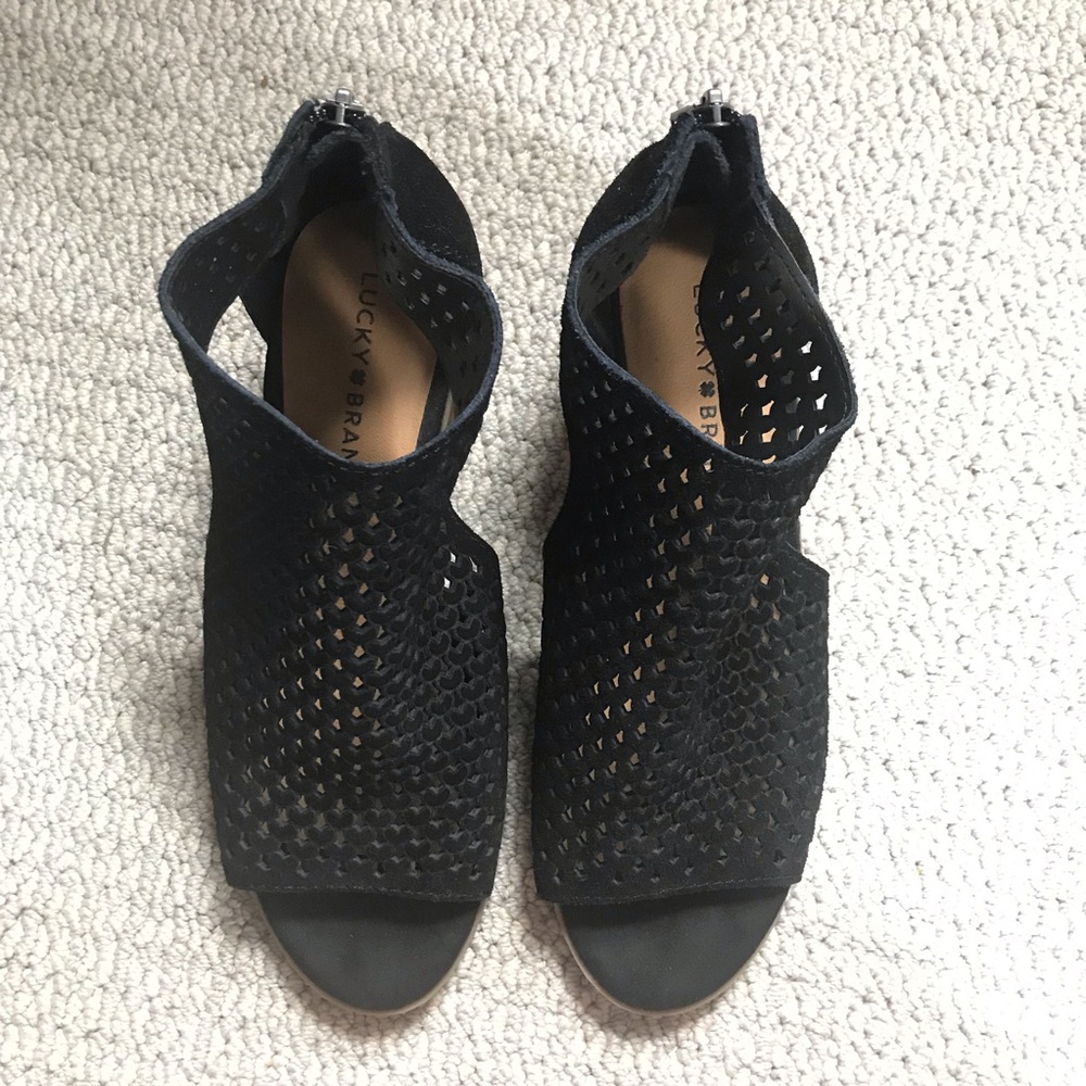 Lucky Brand black suede sandals